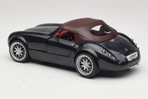 Wiesmann Roadster MF Carbon Black Revell 1:18 WIESMANN001 Metall — Bild 6 von 9