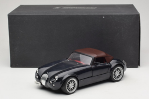 Wiesmann Roadster MF Carbon Black Revell 1:18 WIESMANN001 Metall — Bild 9 von 9