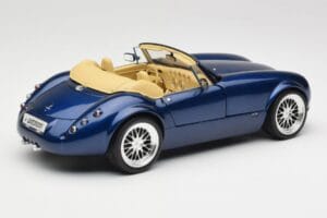 Wiesmann Roadster MF3 Blau Revell 1:18 08861 Metall — Bild 3 von 8