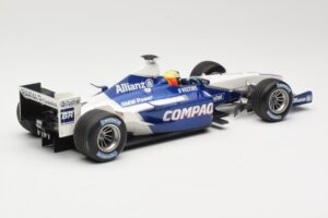 Williams FW24 BMW Launch Version 2002 Minichamps 1:18 80430139187 Metall — Bild 2 von 6