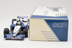 Williams FW24 BMW Launch Version 2002 Minichamps 1:18 80430139187 Metall — Bild 6 von 6