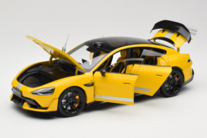 Xiaomi SU7 Ultra Gelb OEM 1:18 BHR9995CN Metall — Bild 2 von 8