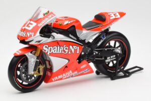 Yamaha YZR-M1 Gauloises Fortuna Yamaha #7 C. Checa MotoGP 2004 Minichamps 1:12 122043007 Metall — Bild 2 von 6