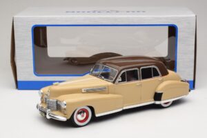 Cadillac Fleetwood Series 60 Special Beige MCG 1:18 MCG18656 Metall — Bild 6 von 6