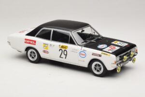 Opel Commodore A #29 J-L. Clarr / J-P. Peyroux Tour de France Automobile 1971 MCG 1:18 MCG18562R Metall — Bild 4 von 6