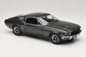 Ford Mustang GT Bullitt mit Steve McQueen Figur Greenlight 1:18 12885 Metall — Bild 6 von 8