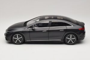 Mercedes EQE V295 Graphite Grey Magno NZG 1:18 B66961108 Metall — Bild 3 von 8