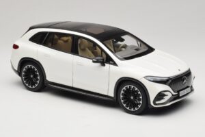 Mercedes EQS SUV X296 Manufaktur Diamond White NZG 1:18 B66960590 Metall — Bild 6 von 8