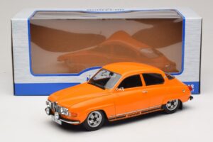 Saab 96 V4 Orange MCG 1:18 MCG18654 Metall — Bild 6 von 6