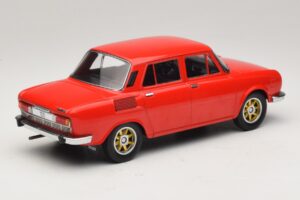 Skoda 100 Rot Goldene Felgen MCG 1:18 MCG18784 Metall — Bild 2 von 6
