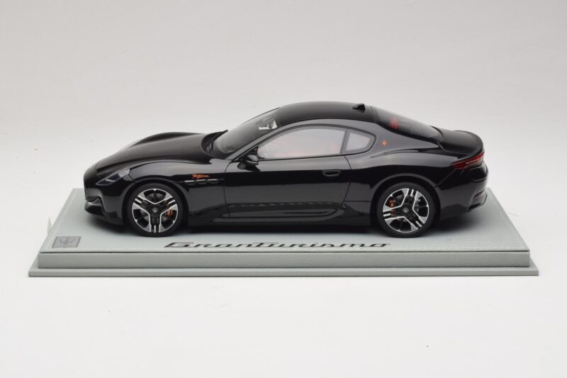 Maserati GranTurismo Trofeo Nero Assoluto BBR 1:18 P18240CMAS Resin