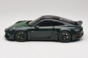 Porsche 911 992 Turbo S Brabus 900 Rocket R Mean Green GT Spirit 1:18 GT959 Resin — Bild 3 von 6