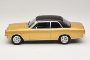 Opel Commodore A Beige MCG 1:18 MCG18559 Metall — Bild 3 von 6