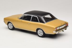 Opel Commodore A Beige MCG 1:18 MCG18559 Metall — Bild 5 von 6