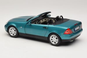 Mercedes SLK R170 Vivianite Green Norev 1:18 183021 Metall — Bild 9 von 10