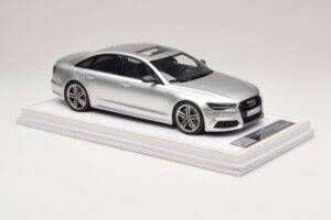 Audi S6 C7 Florett Silver Metallic IVY Merit 1:18 REMC038 Resin — Bild 4 von 7