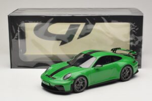 Porsche 911 992.2 GT3 Weissach Package Python Green GT Spirit 1:18 GT576 Resin — Bild 6 von 6