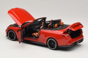 BMW M4 G83 Cabriolet Red Metallic Minichamps 1:18 110021030 Metall — Bild 5 von 8