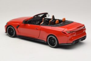 BMW M4 G83 Cabriolet Red Metallic Minichamps 1:18 110021030 Metall — Bild 7 von 8