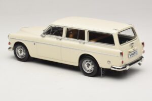 Volvo Amazon Kombi Pearl White Norev 1:18 188750 Metall — Bild 5 von 6