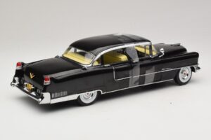 Cadillac Fleetwood Series 60 The Godfather Greenlight 1:18 12949 Metall — Bild 2 von 6