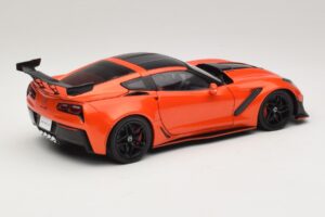 Chevrolet Corvette C7 ZR1 Rot IXO 1:18 U18RDC001-FO Metall — Bild 3 von 8