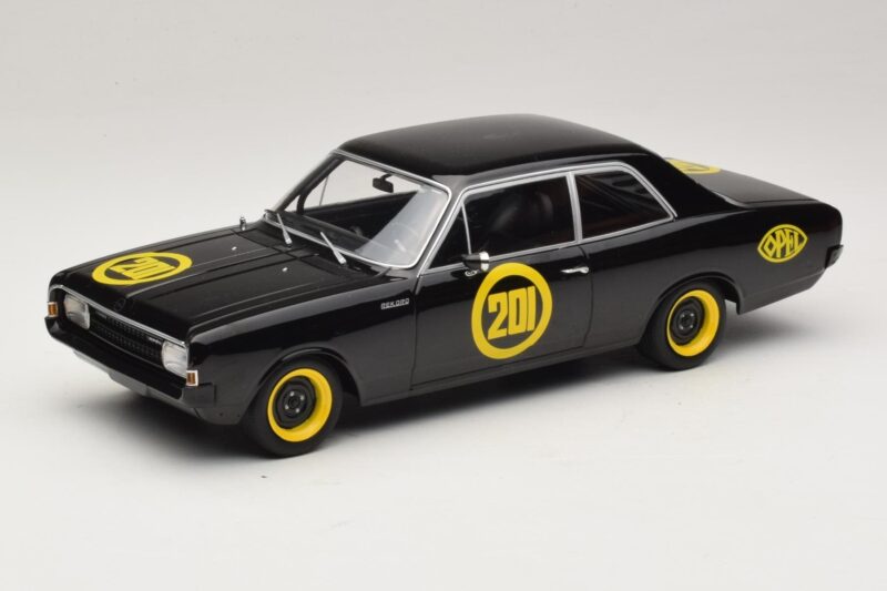 Opel Rekord C #201 Black Widow MCG 1:18 MCG18560 Metall