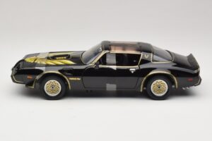 Pontiac Firebird Trans Am Kill Bill Movie Greenlight 1:18 12951 Metall — Bild 3 von 6