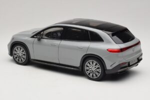 Mercedes EQS SUV X296 Manufaktur Alpine Grey NZG 1:18 B66960591 Metall — Bild 7 von 8