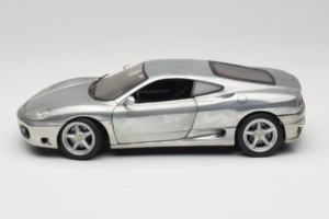 Ferrari 360 Modena Chrom Silber Hot Wheels 1:18 27774 Metall — Bild 4 von 8