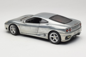 Ferrari 360 Modena Chrom Silber Hot Wheels 1:18 27774 Metall — Bild 7 von 8