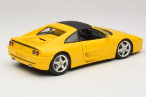 Ferrari F355 Spider Gelb mit Schwarzem Dach UT Models 1:18 180074030-P4 Metall — Bild 3 von 8