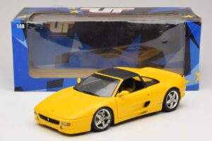 Ferrari F355 Spider Gelb mit Schwarzem Dach UT Models 1:18 180074030-P4 Metall — Bild 8 von 8