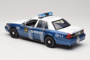 Ford Crown Victoria Police Interceptor The Walking Dead Greenlight 1:18 12957 Metall — Bild 5 von 6