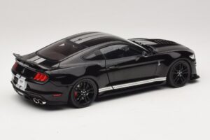 Ford Mustang Shelby GT500 S550 Schwarz IXO 1:18 U18RDC002-FO Metall — Bild 3 von 8
