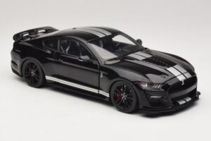 Ford Mustang Shelby GT500 S550 Schwarz IXO 1:18 U18RDC002-FO Metall — Bild 6 von 8