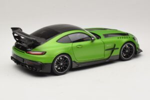 Mercedes AMG GT Black Series C190 Matt Green Metallic Minichamps 1:18 110032022 Metall — Bild 3 von 8