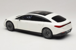 Mercedes EQS V297 Manufaktur Opalite White NZG 1:18 B66961049 Metall — Bild 7 von 8