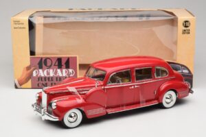 Packard Super Eight One-Eighty Rot Greenlight 1:18 12971 Metall — Bild 6 von 6