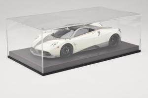 Pagani Huayra Luminous Green AB 1:18 REMC041 Resin — Bild 6 von 7