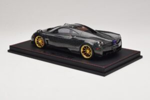 Pagani Huayra Starry Night Sky AB 1:18 REMC039 Resin — Bild 5 von 7