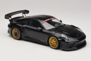 Porsche 911 992 GT3 RS Manthey Racing Schwarz mit Goldenen Felgen Minichamps 1:18 MR-911-GT3RS-1804 Metall — Bild 4 von 6