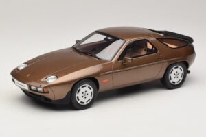 Porsche 928 S Tobacco Metallic GT Spirit 1:18 GT1005 Resin