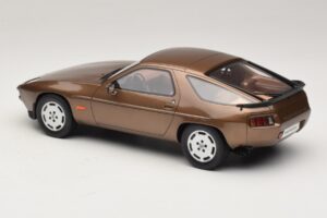 Porsche 928 S Tobacco Metallic GT Spirit 1:18 GT1005 Resin — Bild 5 von 6