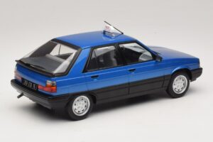 Renault 11 GTL Taxi James Bond MCG 1:18 MCG18833 Metall — Bild 2 von 6