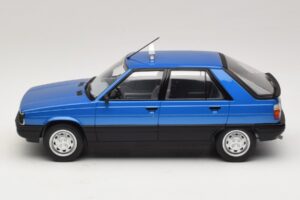Renault 11 GTL Taxi James Bond MCG 1:18 MCG18833 Metall — Bild 3 von 6
