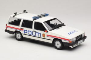 Volvo 740 GL Kombi Politi Norway Minichamps 1:18 155171796 Metall — Bild 4 von 6