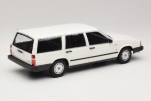 Volvo 740 GL Kombi Weiß Minichamps 1:18 155171772 Metall — Bild 2 von 6