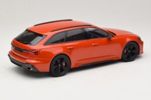 Audi RS6 C8 Avant Orange Metallic Minichamps 1:18 155018012 Metall — Bild 2 von 6