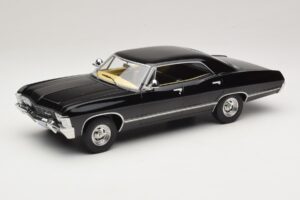 Chevrolet Impala Schwarz MCG 1:18 MCG181006 Metall